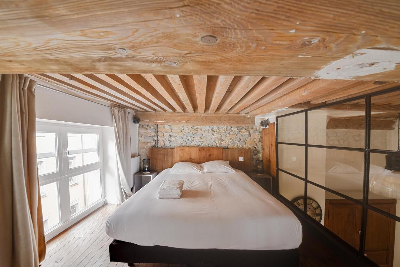 Guestready - Magnificent Duplex Canut Hypercentre Lyon Exterior photo